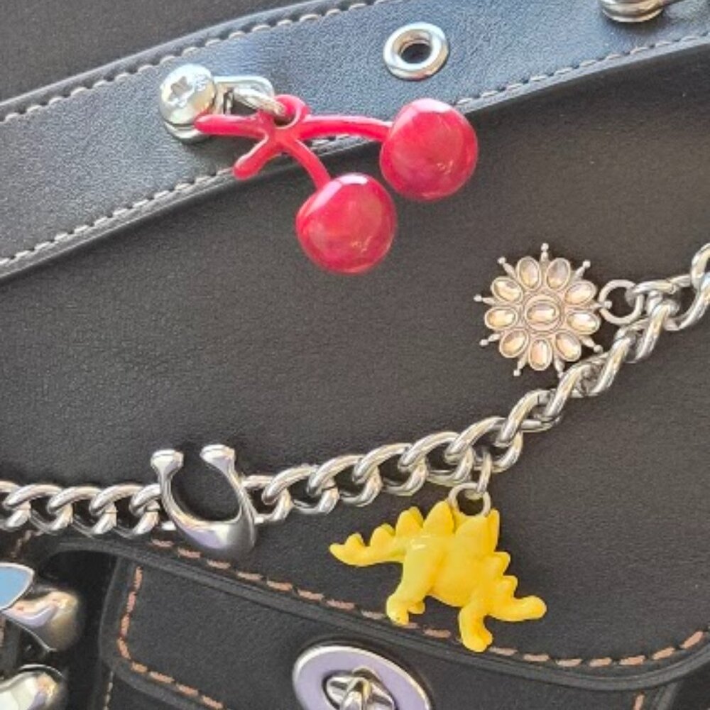 Coachtopia Coach Coachtopia Cherry Bag Charm CBU99 Small - 𝐒𝐨𝐥𝐝 𝐎𝐮𝐭! -